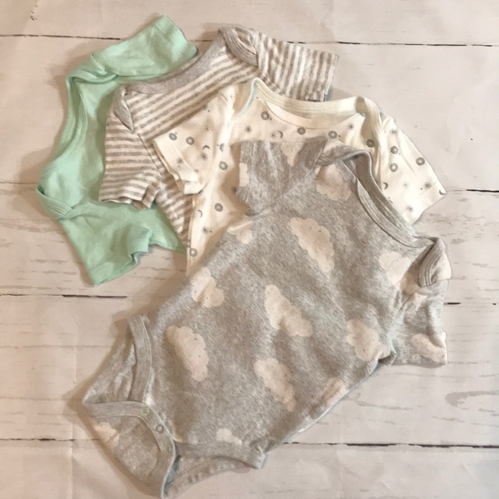 Onsie 4 pack